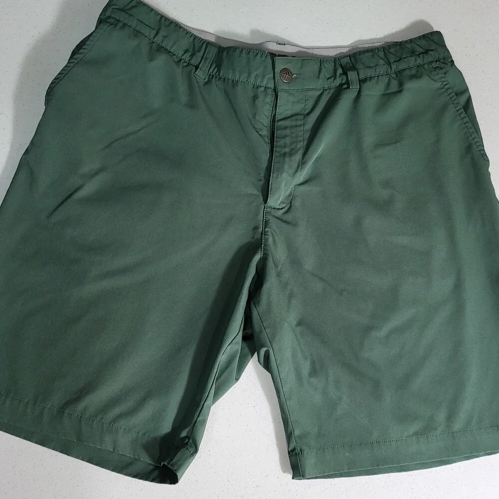 Adidas Green Flat Front Shorts Lightweight Elastic Waist‎